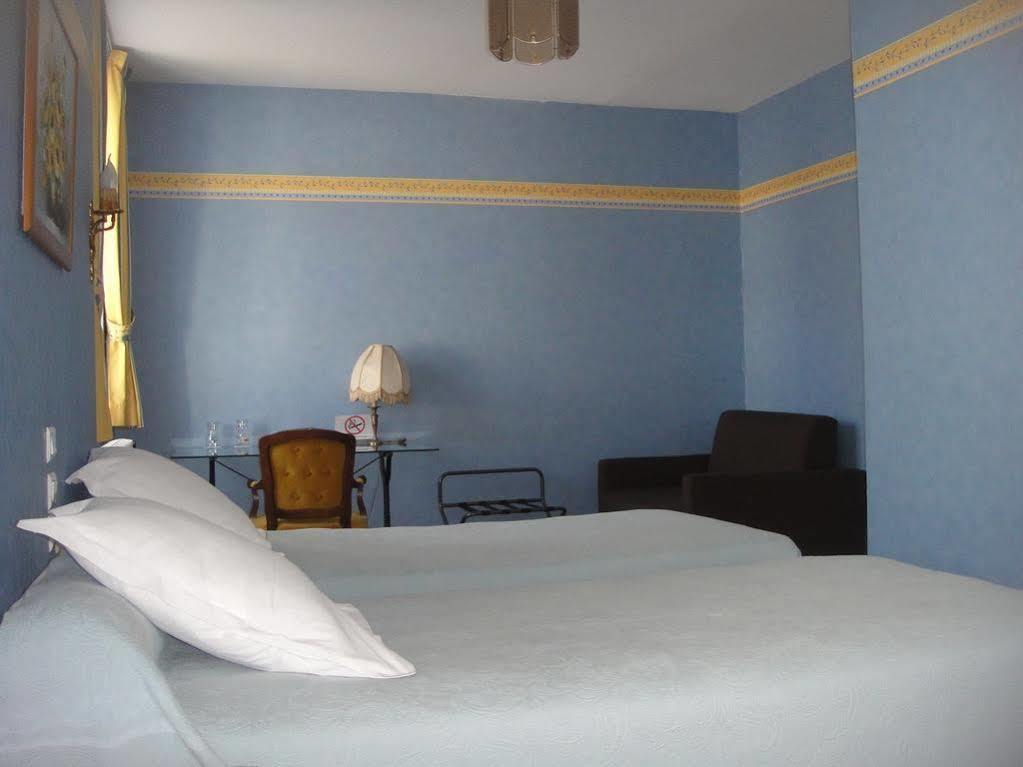 Hotel L' Ecu Montbard Buitenkant foto